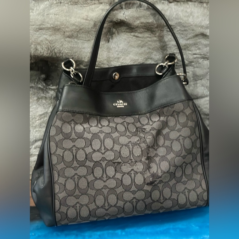 Coach Black and Gray Signature Shoulder Bag